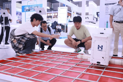 研究院携近20款建造“黑科技”亮相2025智博会尊龙凯时·中国网站告别高危重劳力