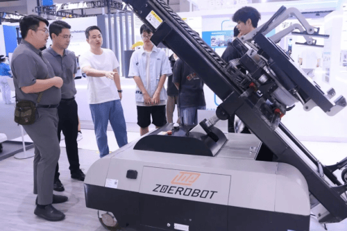 研究院携近20款建造“黑科技”亮相2025智博会尊龙凯时·中国网站告别高危重劳力!重庆智能建造(图8) 研究院携近20款建造“黑科技”亮相2025智博会尊龙凯时·中国网站告别高危重劳力!重庆智能建造(图8)